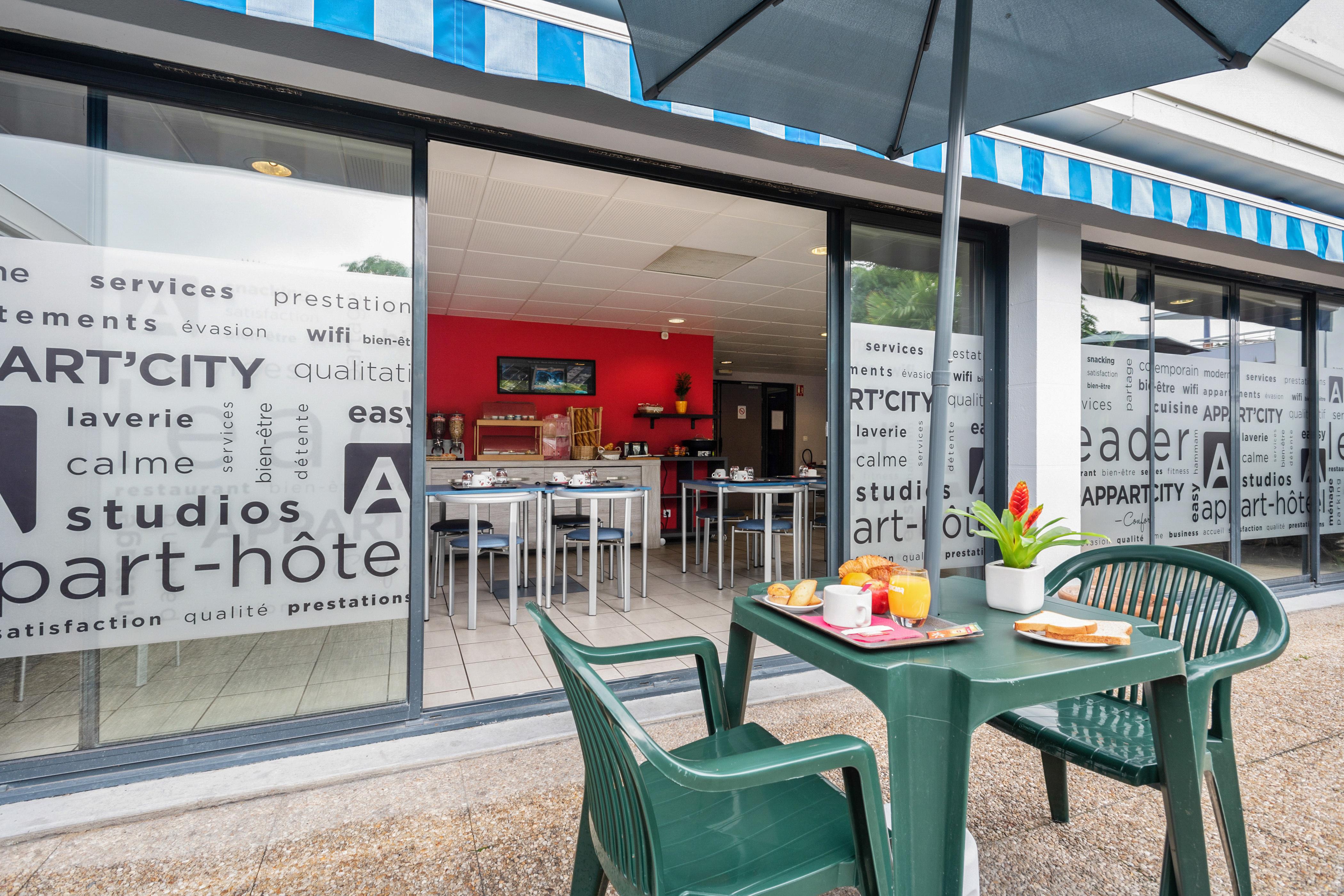 Appart'City Saint-Nazaire Centre Exterior photo